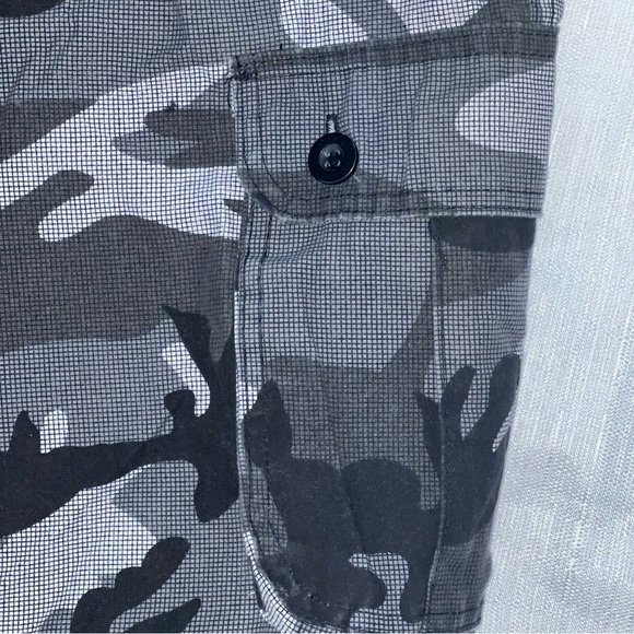 NWT Blue Gear Gray and Black Camo Utility Cargo Shorts - Picture 2 of 7